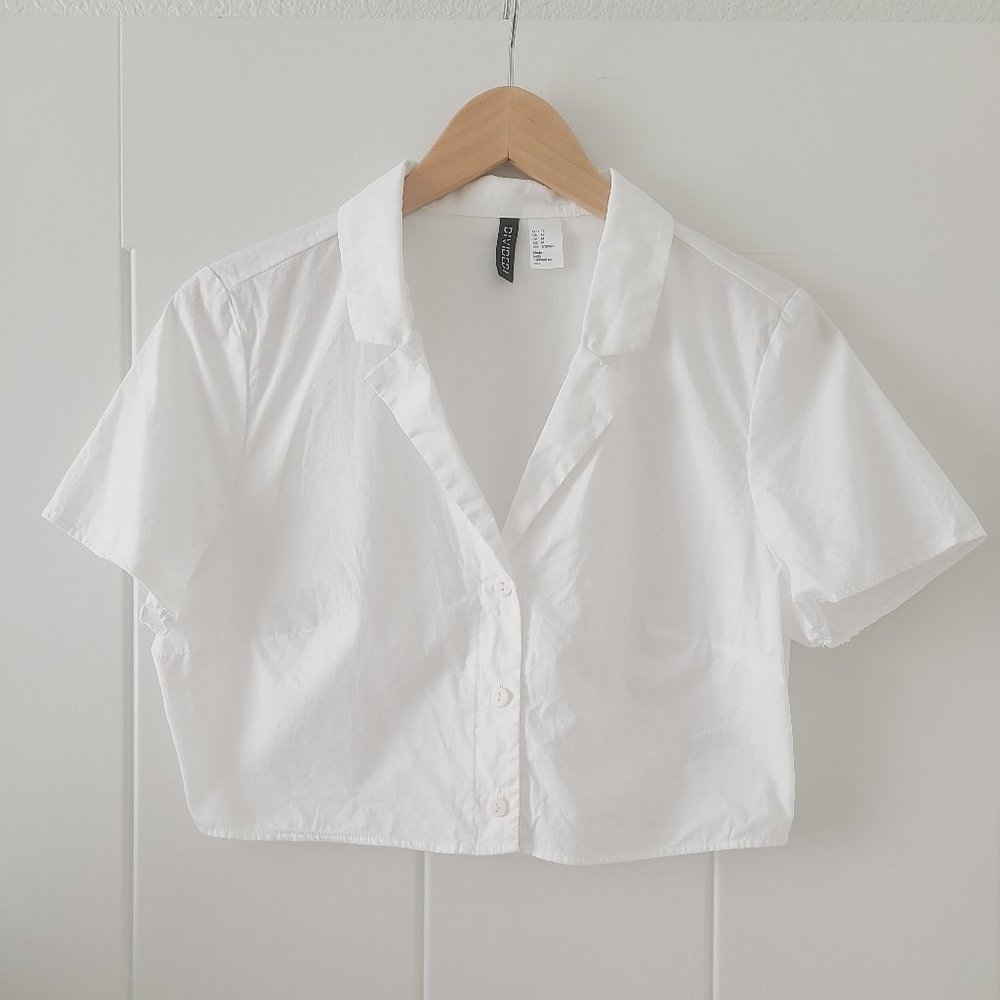 Crop Button Up Short Sleeve Shirt